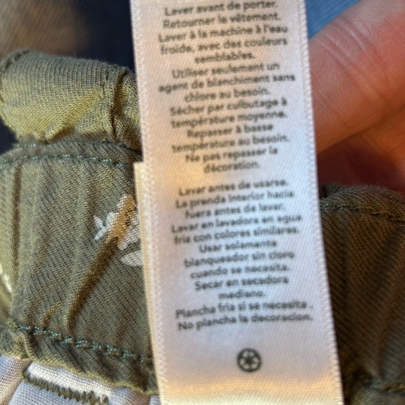 Girls Sage Green OshKosh B'gosh Floral Jumpsuit w/ Adjustable Straps Size 5 - Picture 6 of 6